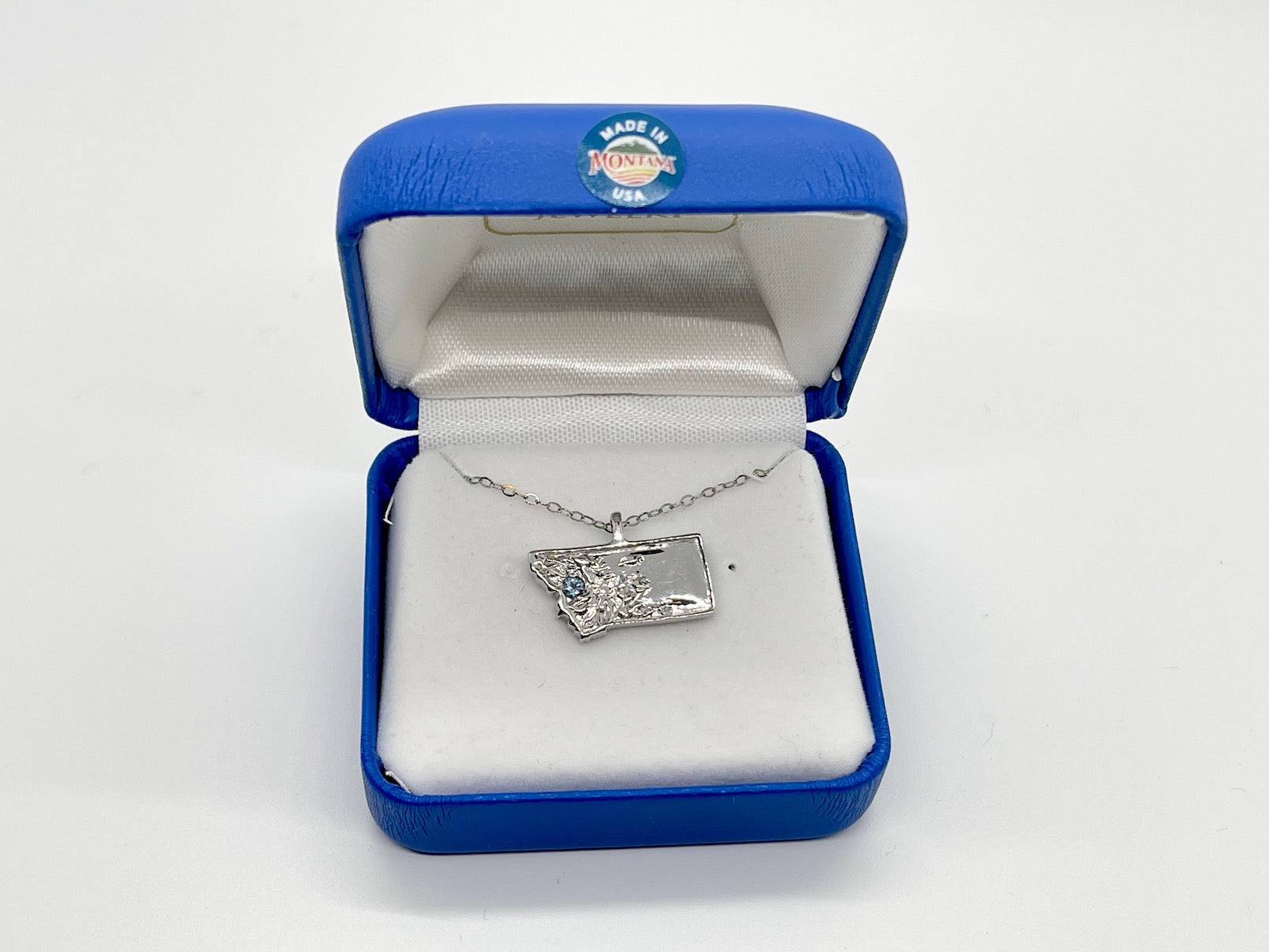 Montana State of Mind Yogo Sapphire Pendant Necklace