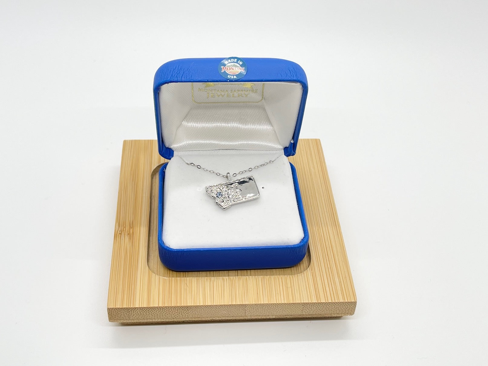 Montana State of Mind Yogo Sapphire Pendant Necklace