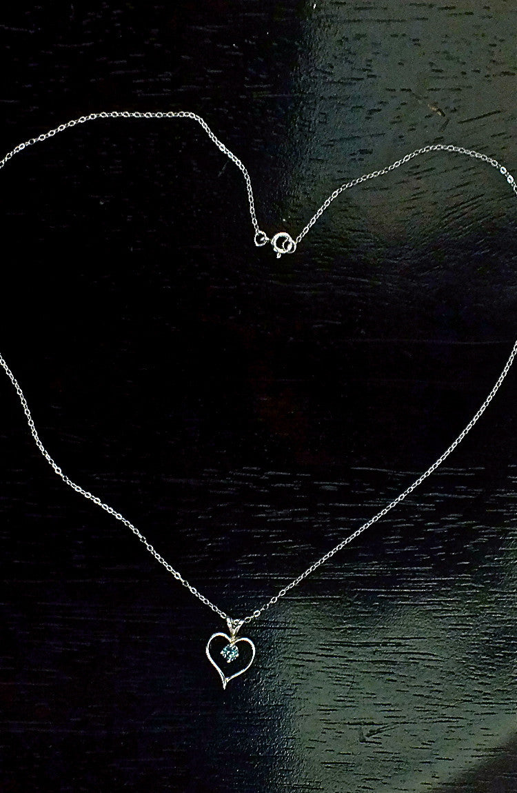 Montana Sapphire Necklace, Open Heart Pendant