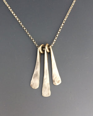 Silver trio Montana made necklace