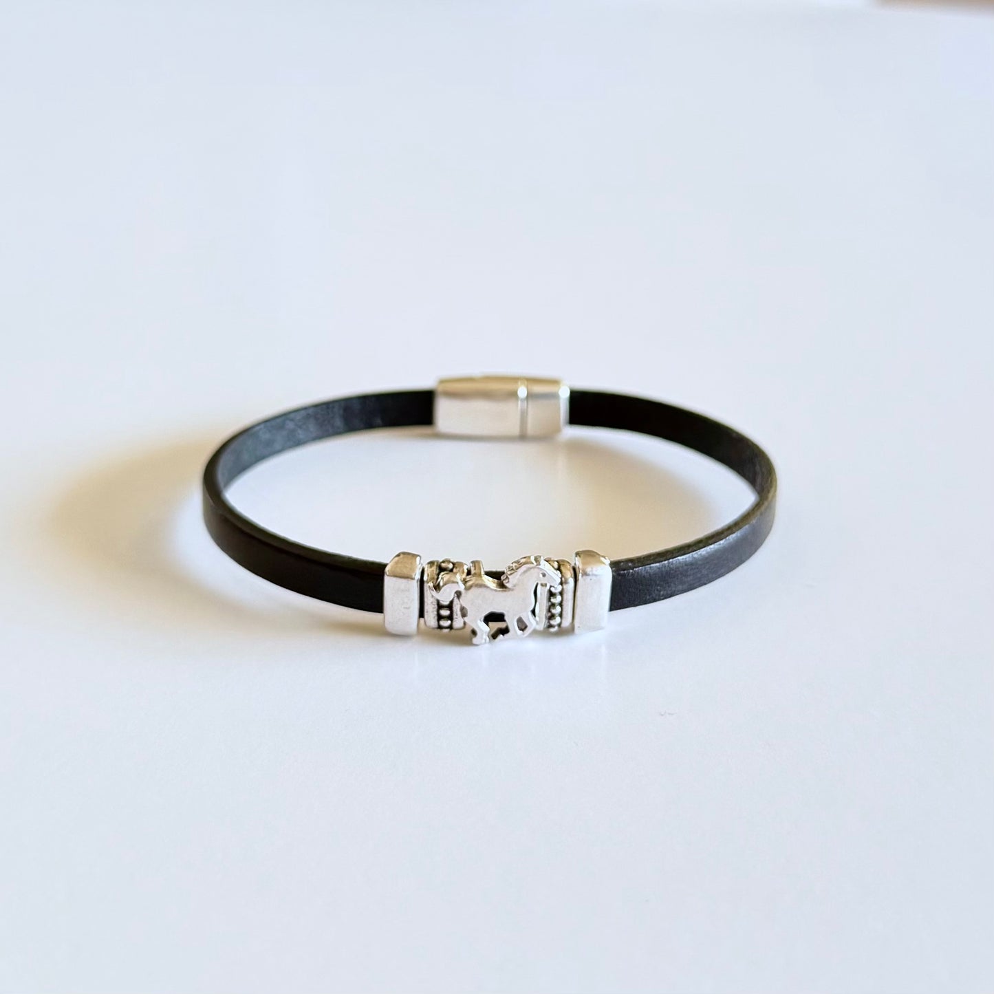Gallop Skinny Leather Bracelet