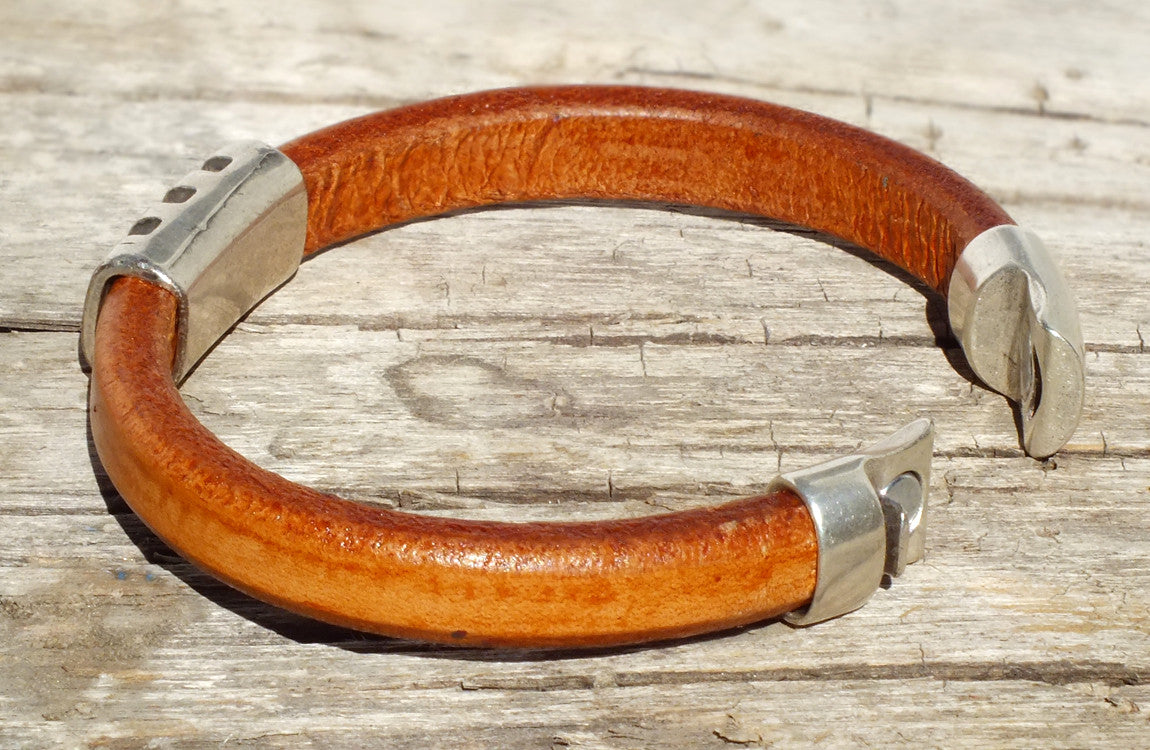 Grizzly Leather Bracelet
