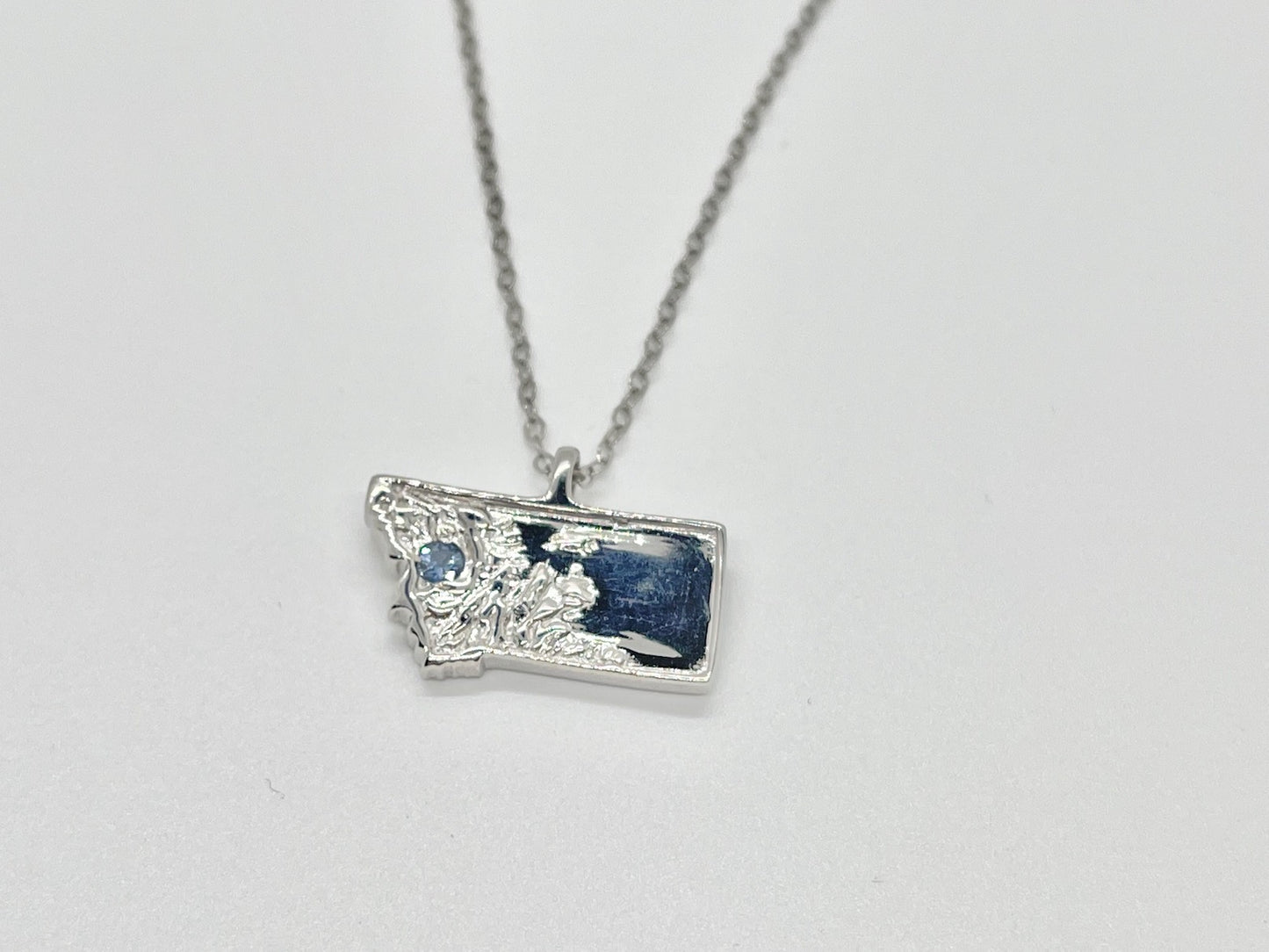 Montana State of Mind Yogo Sapphire Pendant Necklace