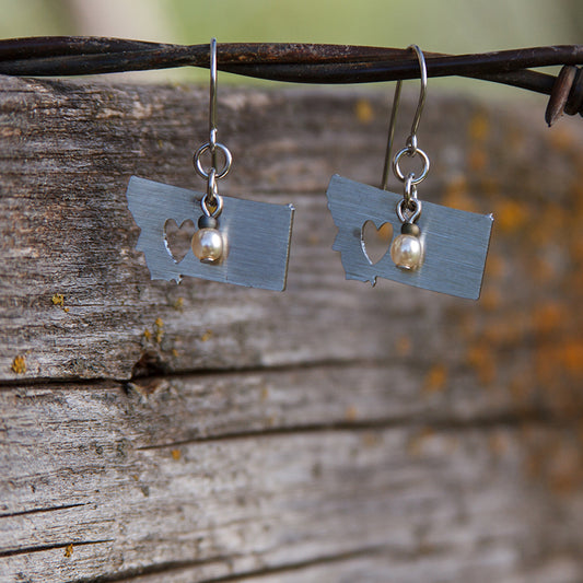 Montana Charm with Pearl Earrings