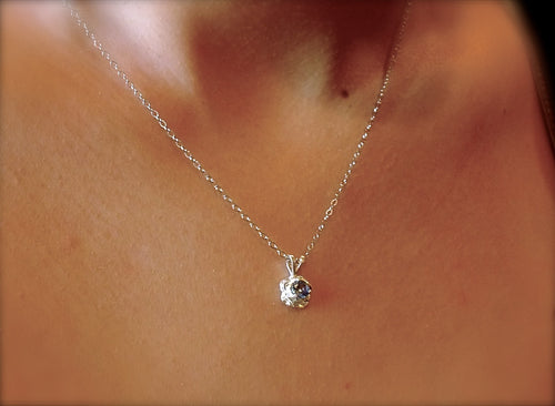 Yogo Sapphire Necklace, 3-Prong Sterling Rose