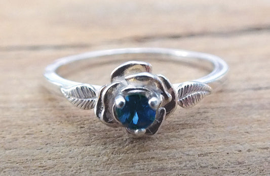 Yogo Sapphire Ring, 3-Prong Sterling Rose 